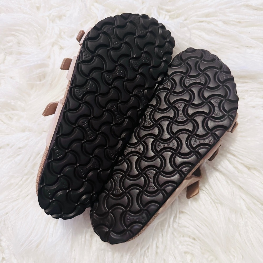 NEW | Franca Soft Footbed Nubuck Leather Sandals | Sandcastle - Picture 5 of 8